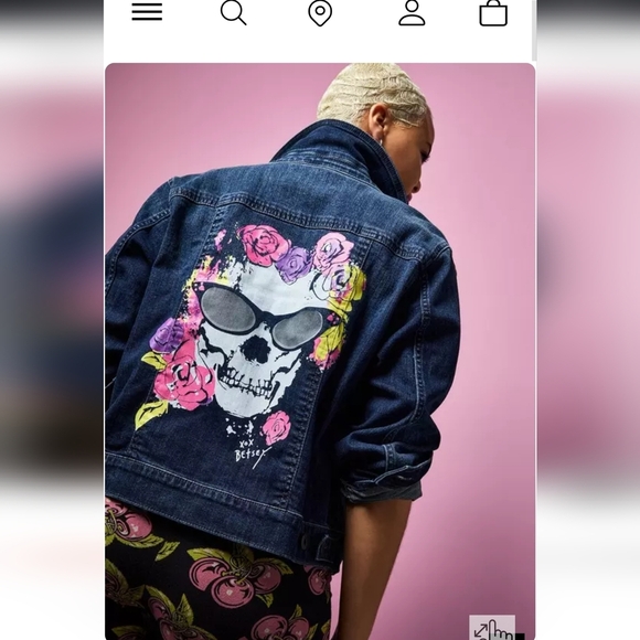 🍁🍂TORRID 2X Betsey Johnson Skull Denim Trucker Jacket - Dark Wash - Picture 6 of 8